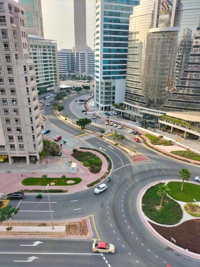 Amazing 2 Bed In Tecom 6 Pax Apartment *