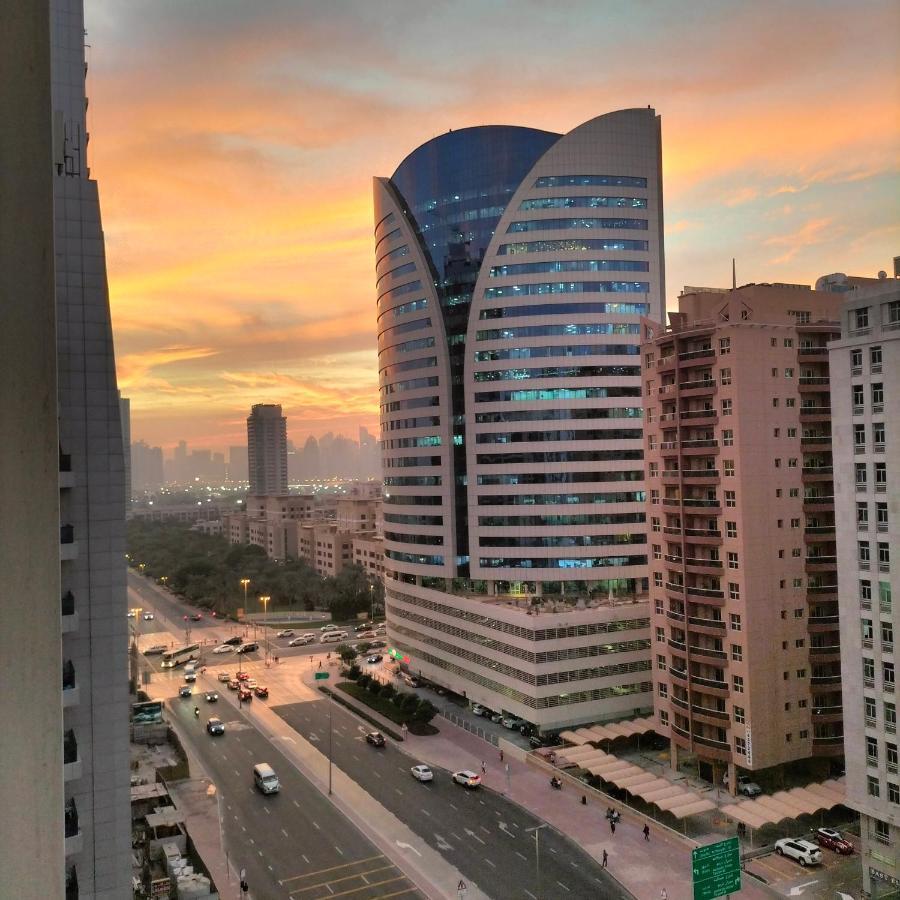 Amazing 2 Bed In Tecom 6 Pax Apartment *