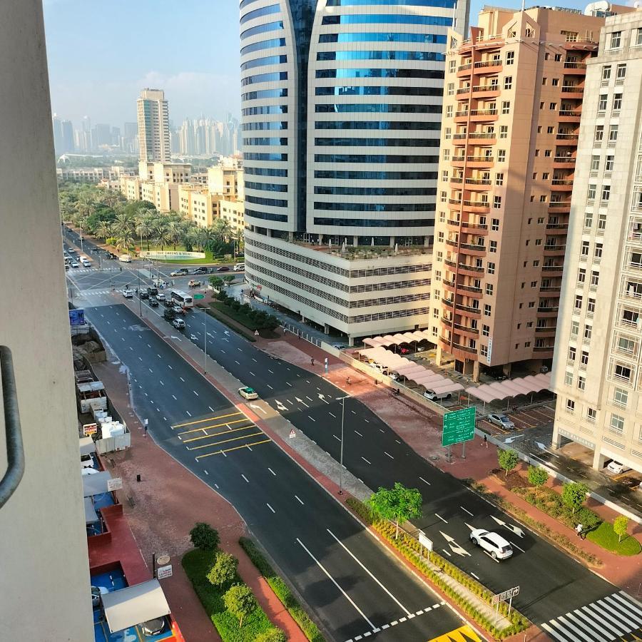Amazing 2 Bed In Tecom 6 Pax * Dubai
